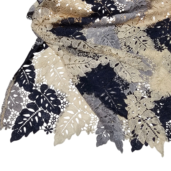 Adelyn Rae Palm Crochet Lace Blue V-Neck Flutter Sleeve Midi Size Dress Size S - Picture 8 of 15